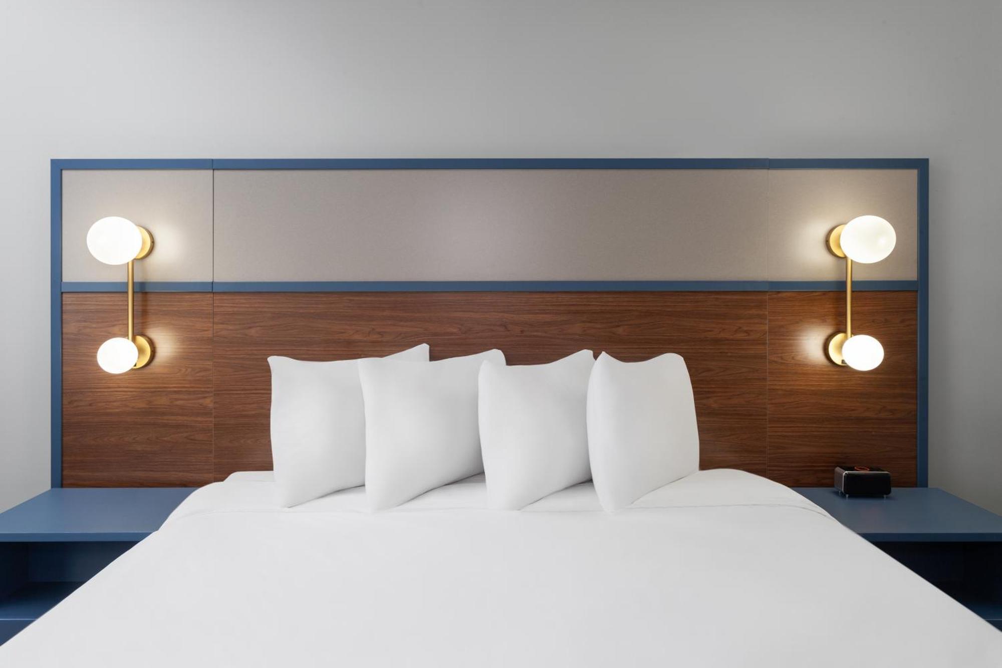 Americinn By Wyndham Eagle River Downtown Bagian luar foto
