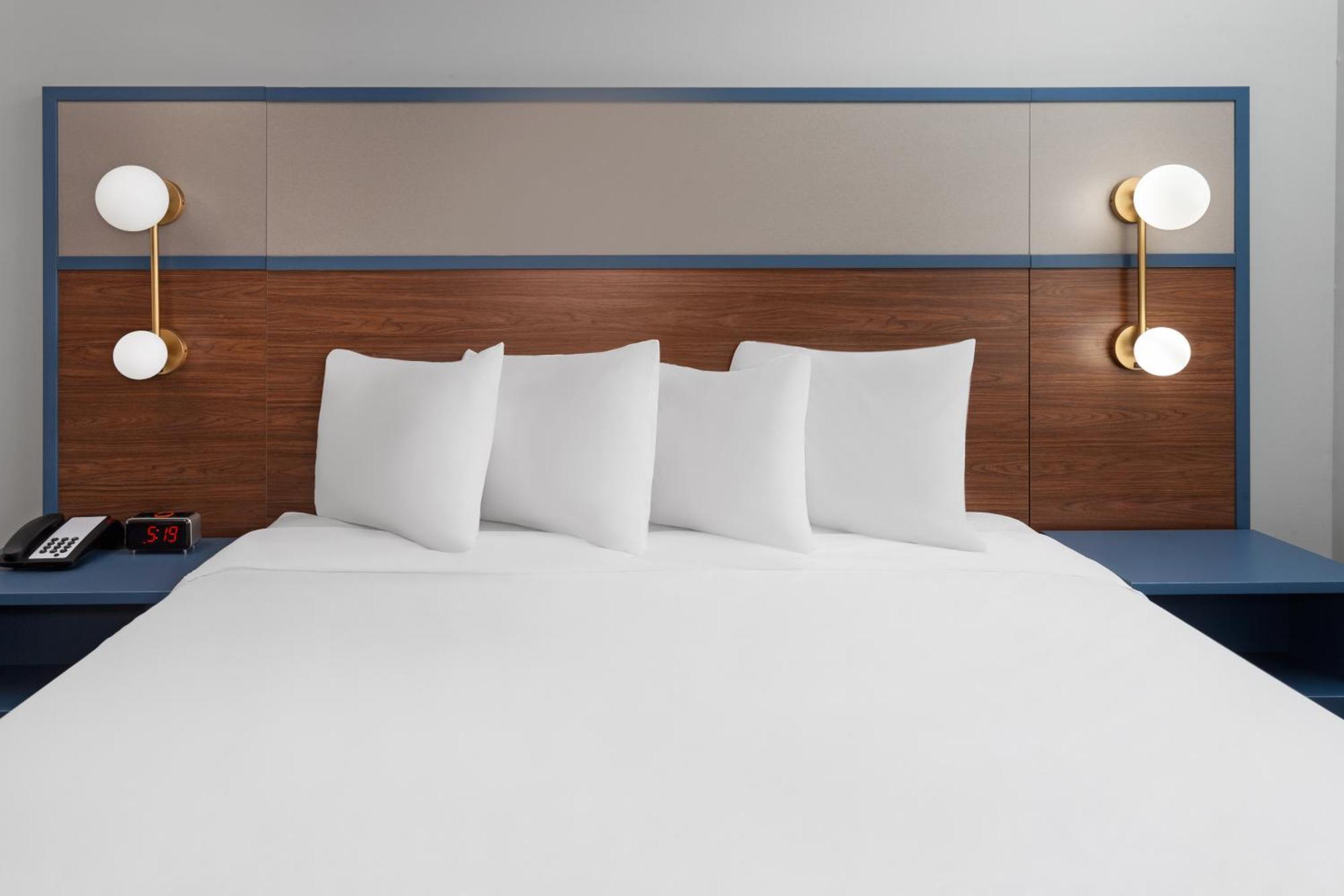 Americinn By Wyndham Eagle River Downtown Bagian luar foto