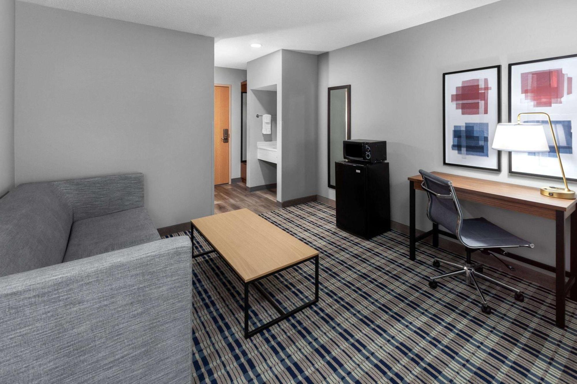 Americinn By Wyndham Eagle River Downtown Bagian luar foto